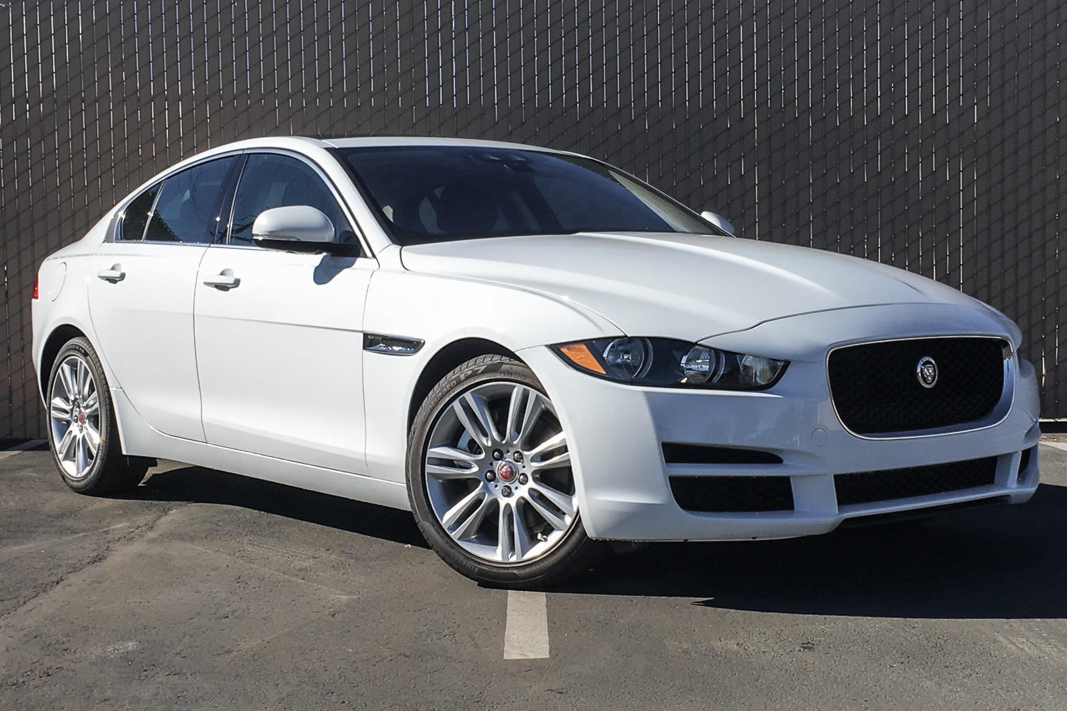 Jaguar xe s 2019