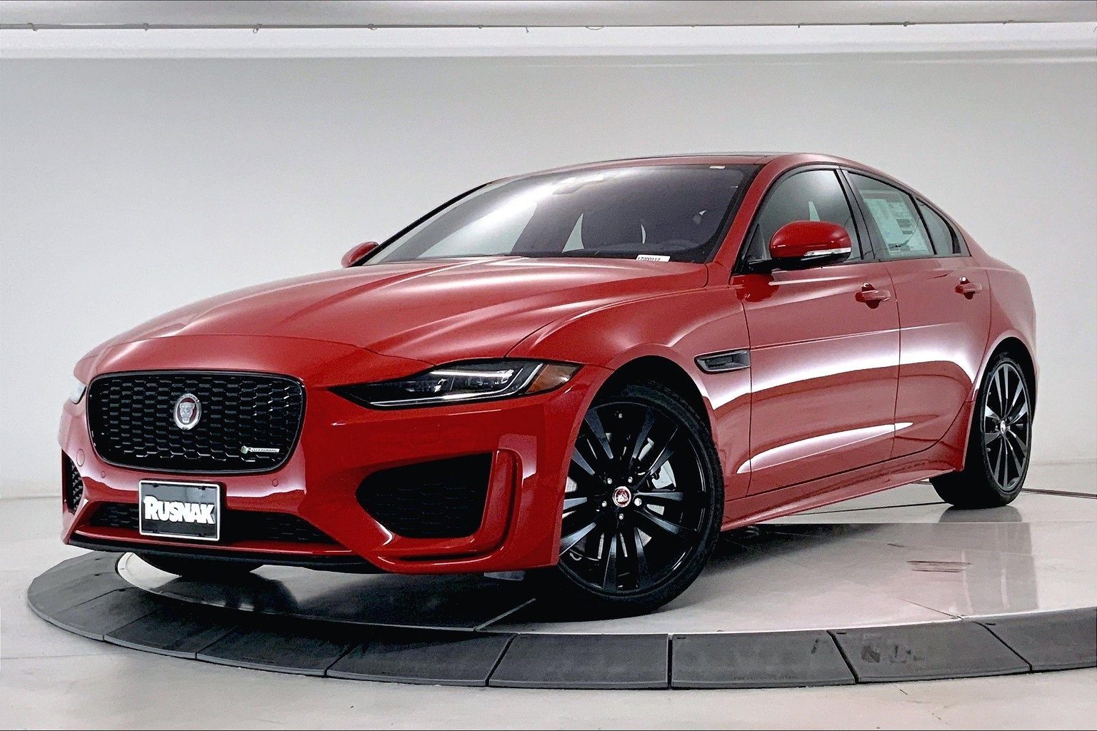 Jaguar XF 2020