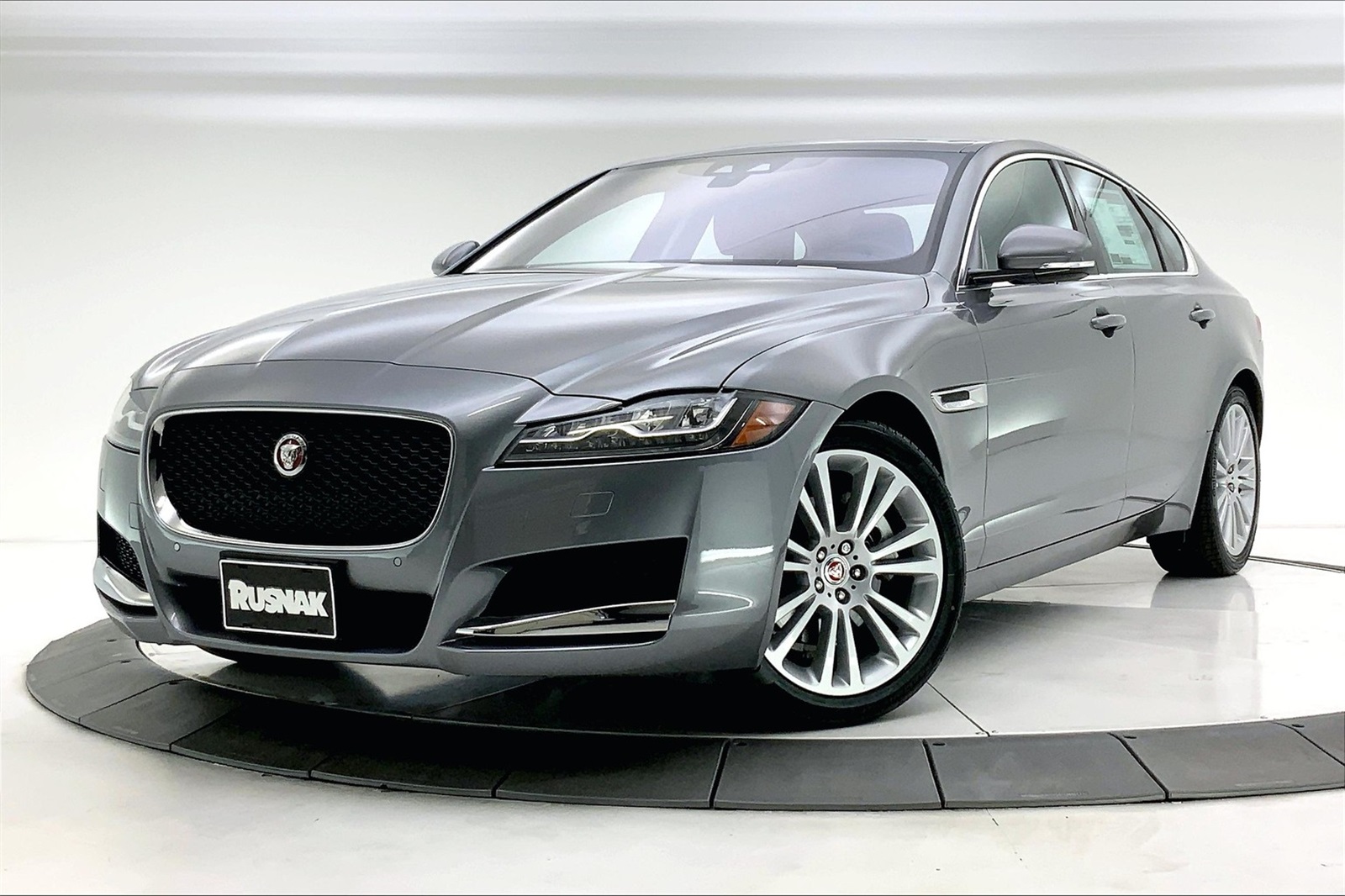 New-2020-Jaguar-XF-Prestige-4-Door-Sedan-in-Pasadena-...